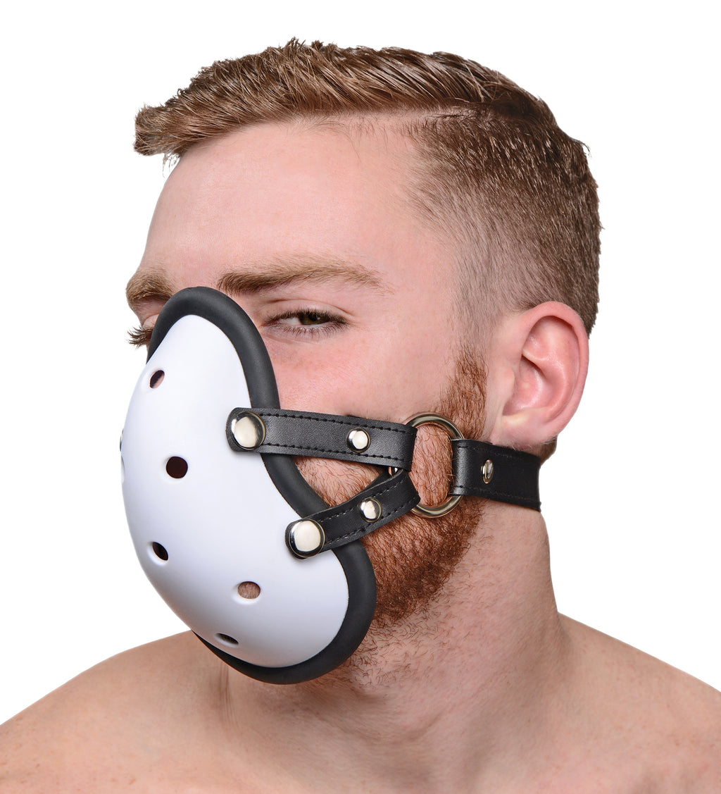 Master Series Musk Athletic Cup Muzzle White