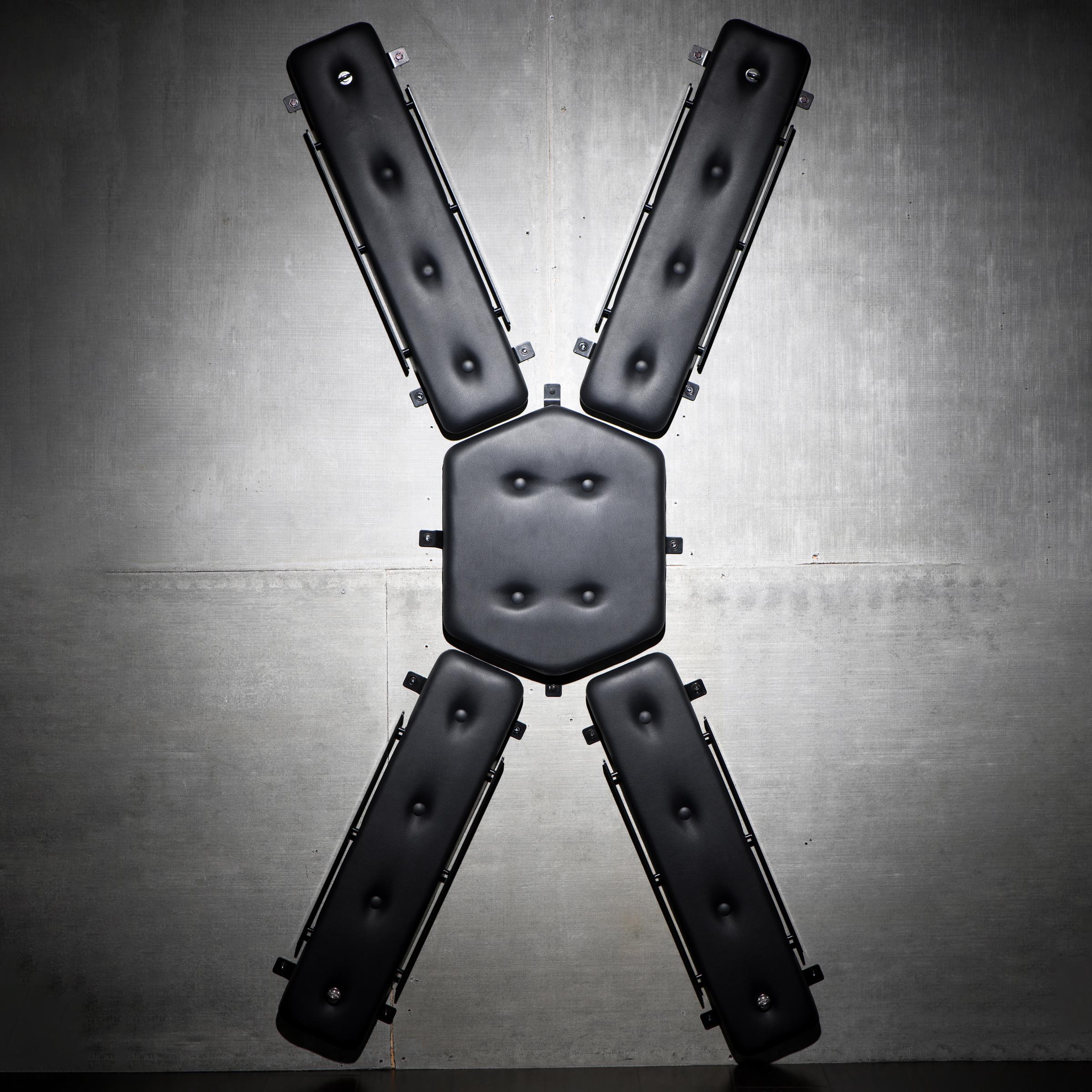 Master Series Masters St. Andrew's Cross Black